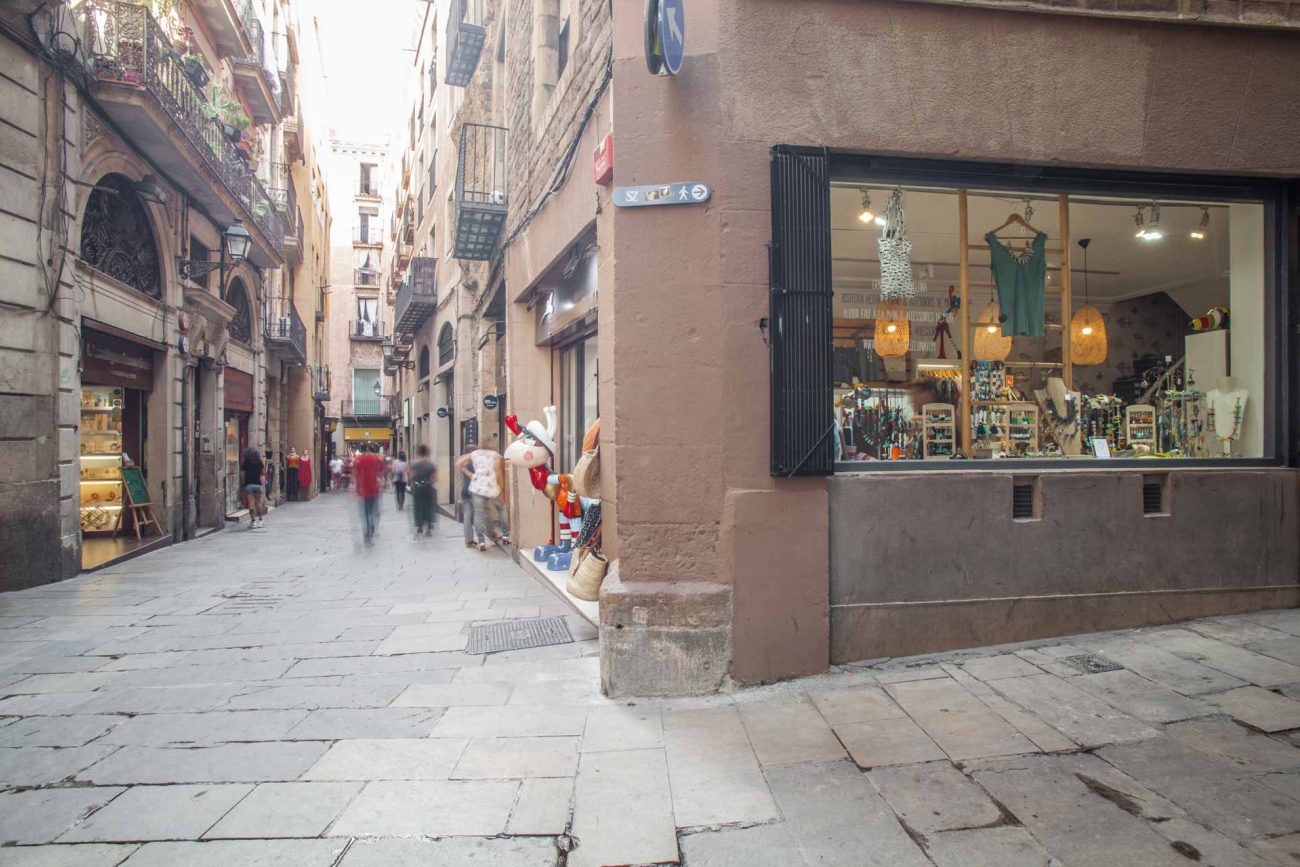 Commercial premise is transfer in el Gótico