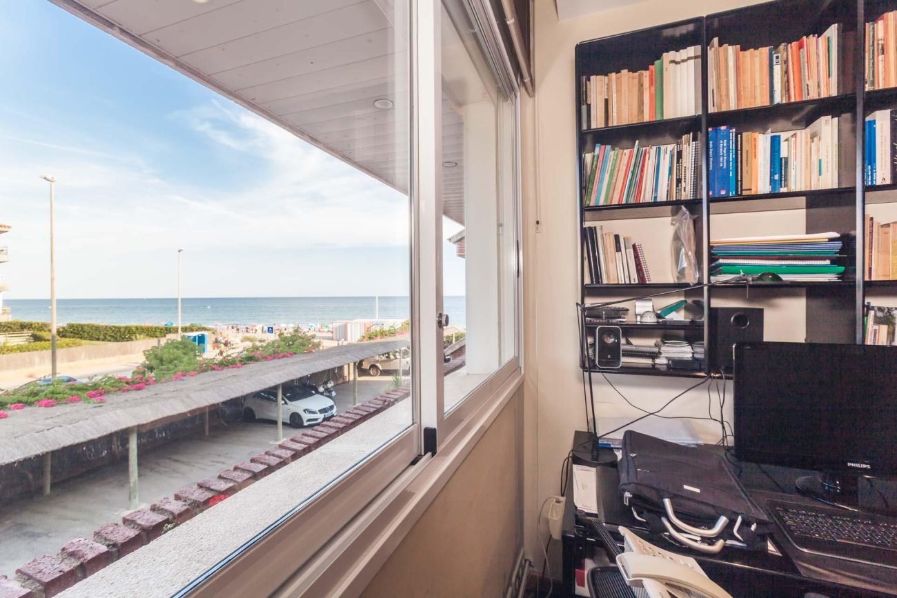 Fantastic townhouse with direct access to the beach