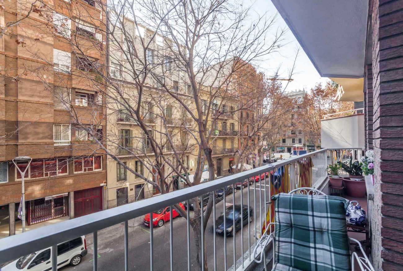 Apartment in a quiet area of the Eixample