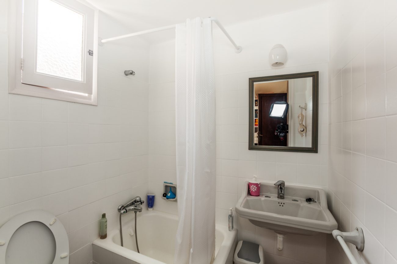 Big light flat in the heart of l’Eixample