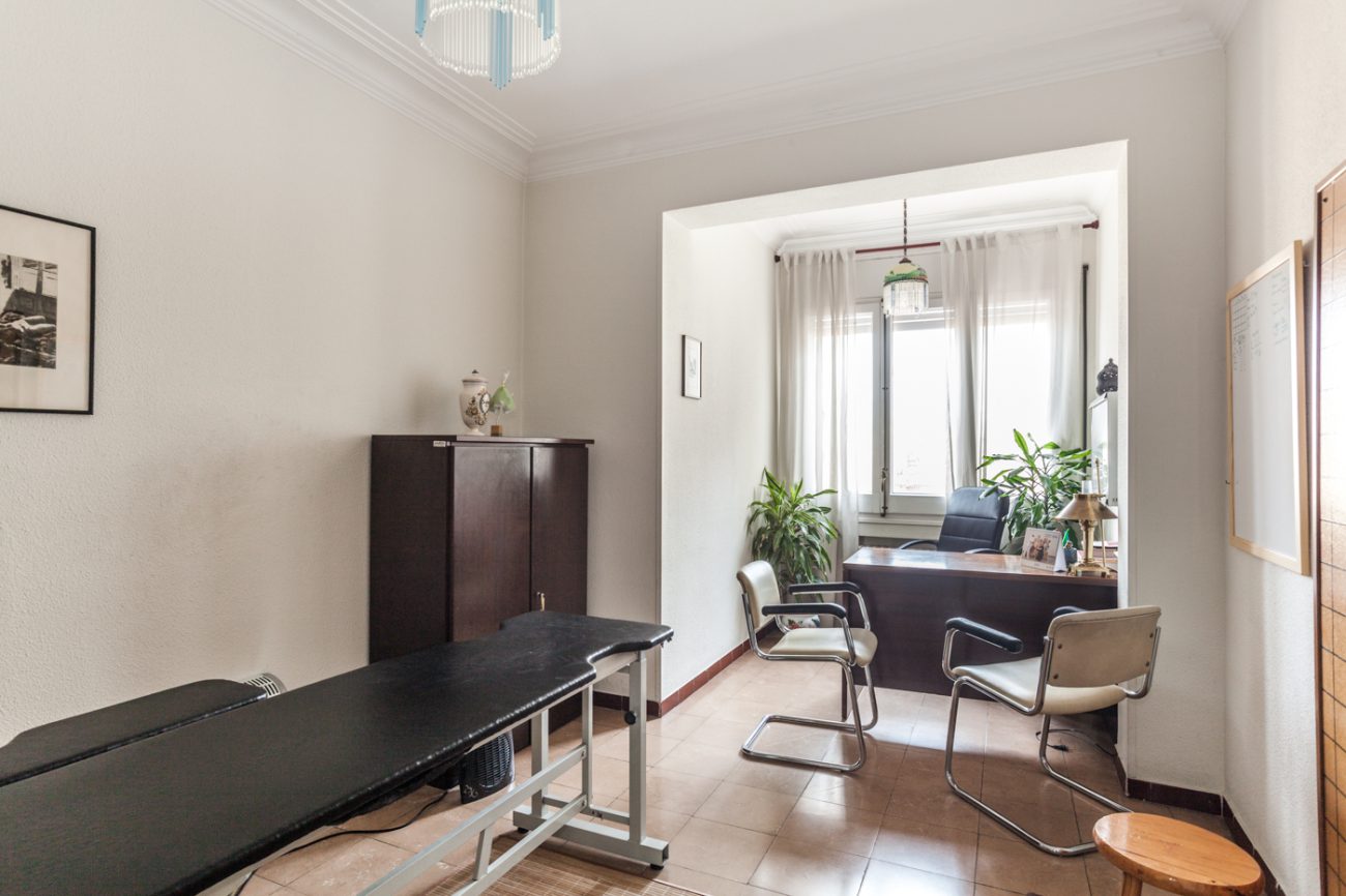 Big light flat in the heart of l’Eixample