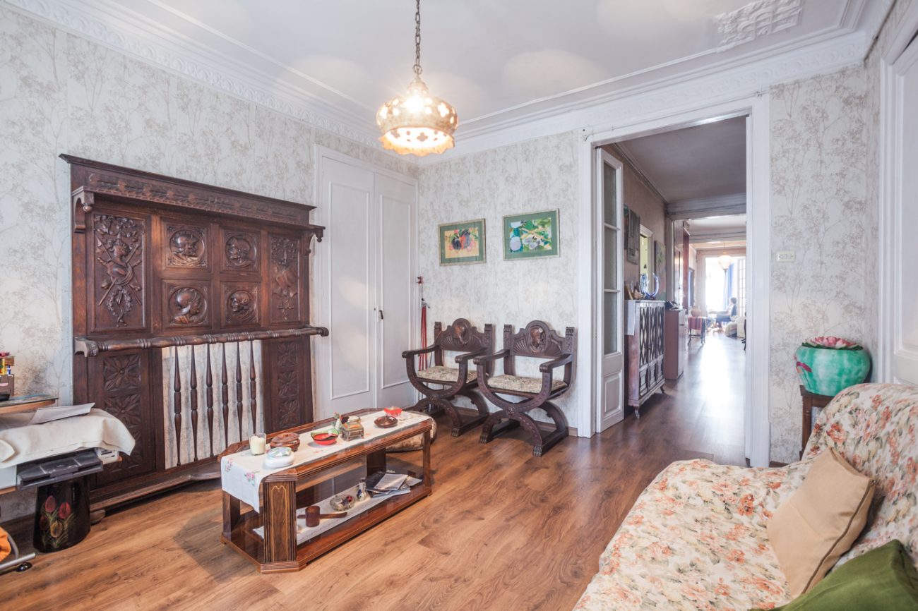 Light, spacious and quiet flat in el Raval