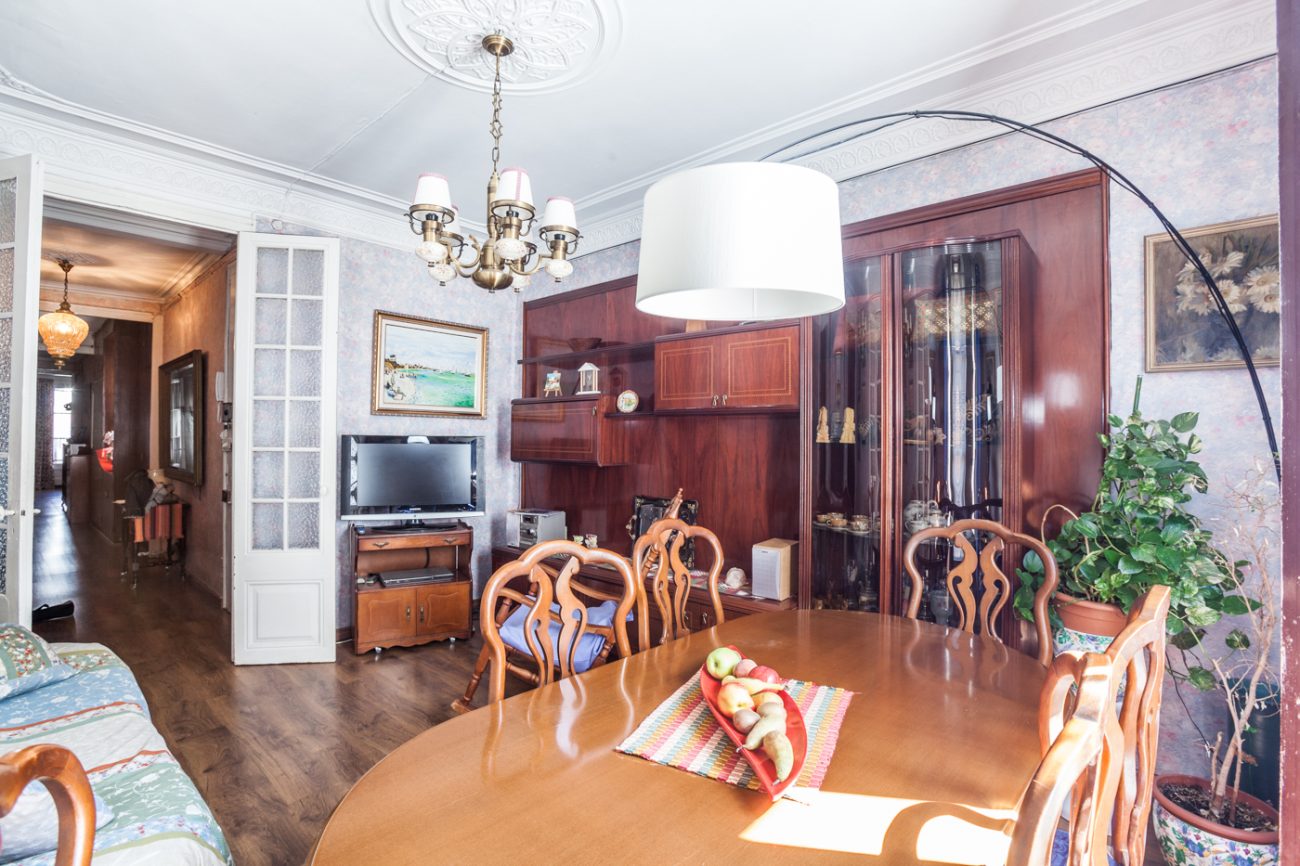Light, spacious and quiet flat in el Raval