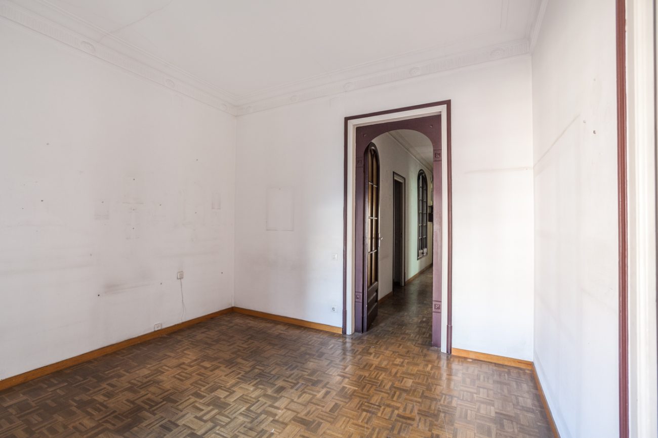Stately flat on Passeig Sant Joan
