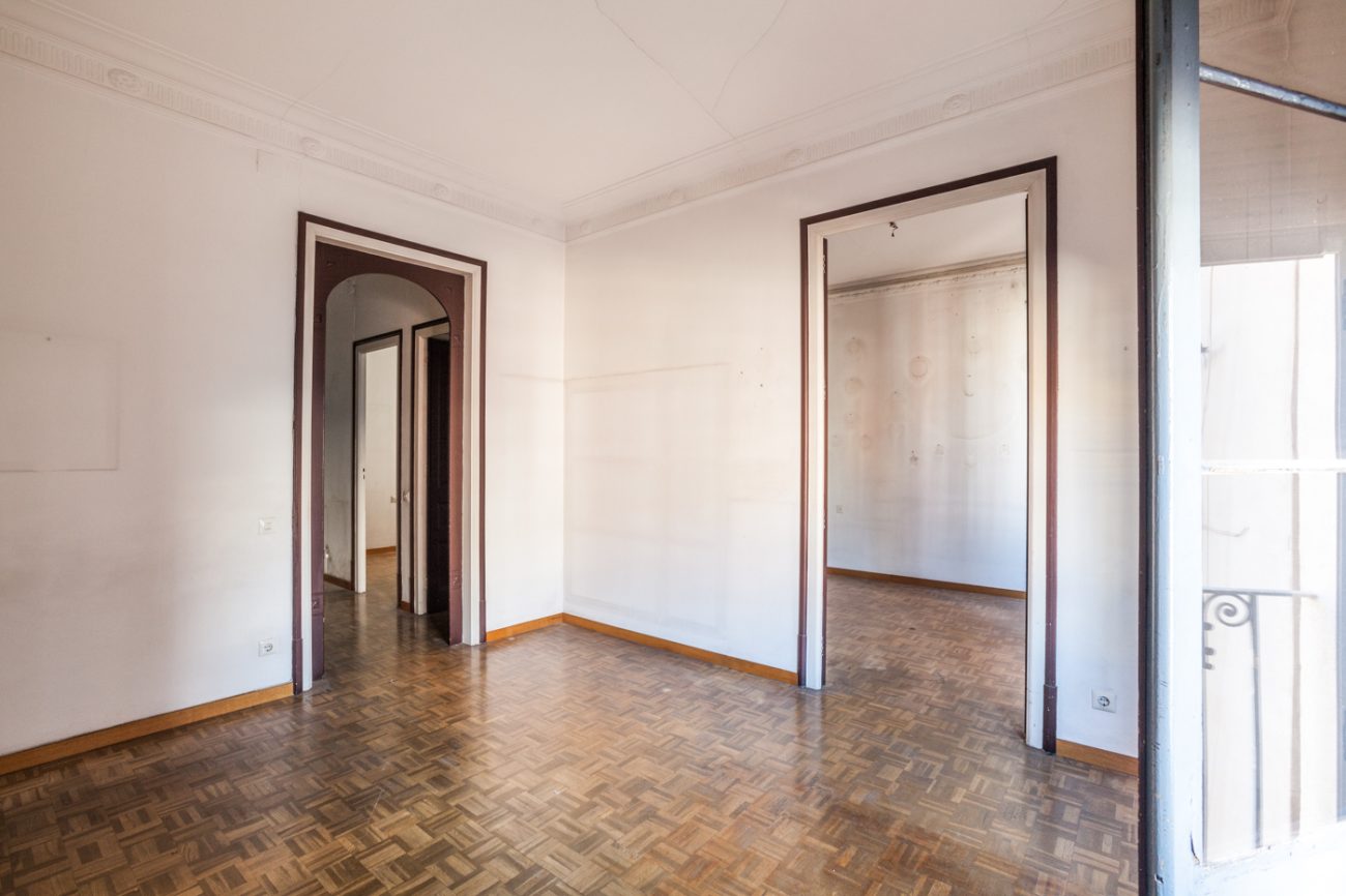 Stately flat on Passeig Sant Joan
