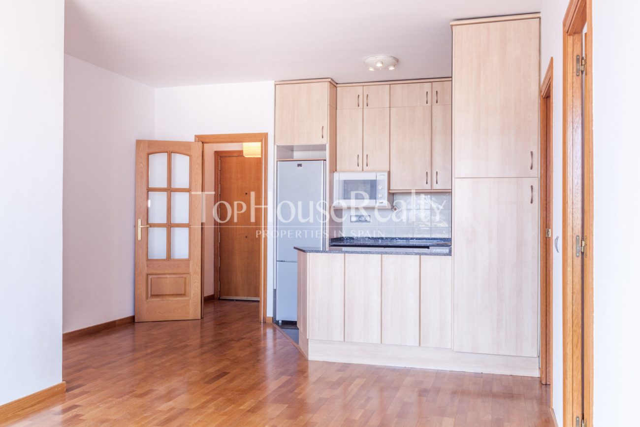 Spectacular and unique attic flat in Eixample Dret