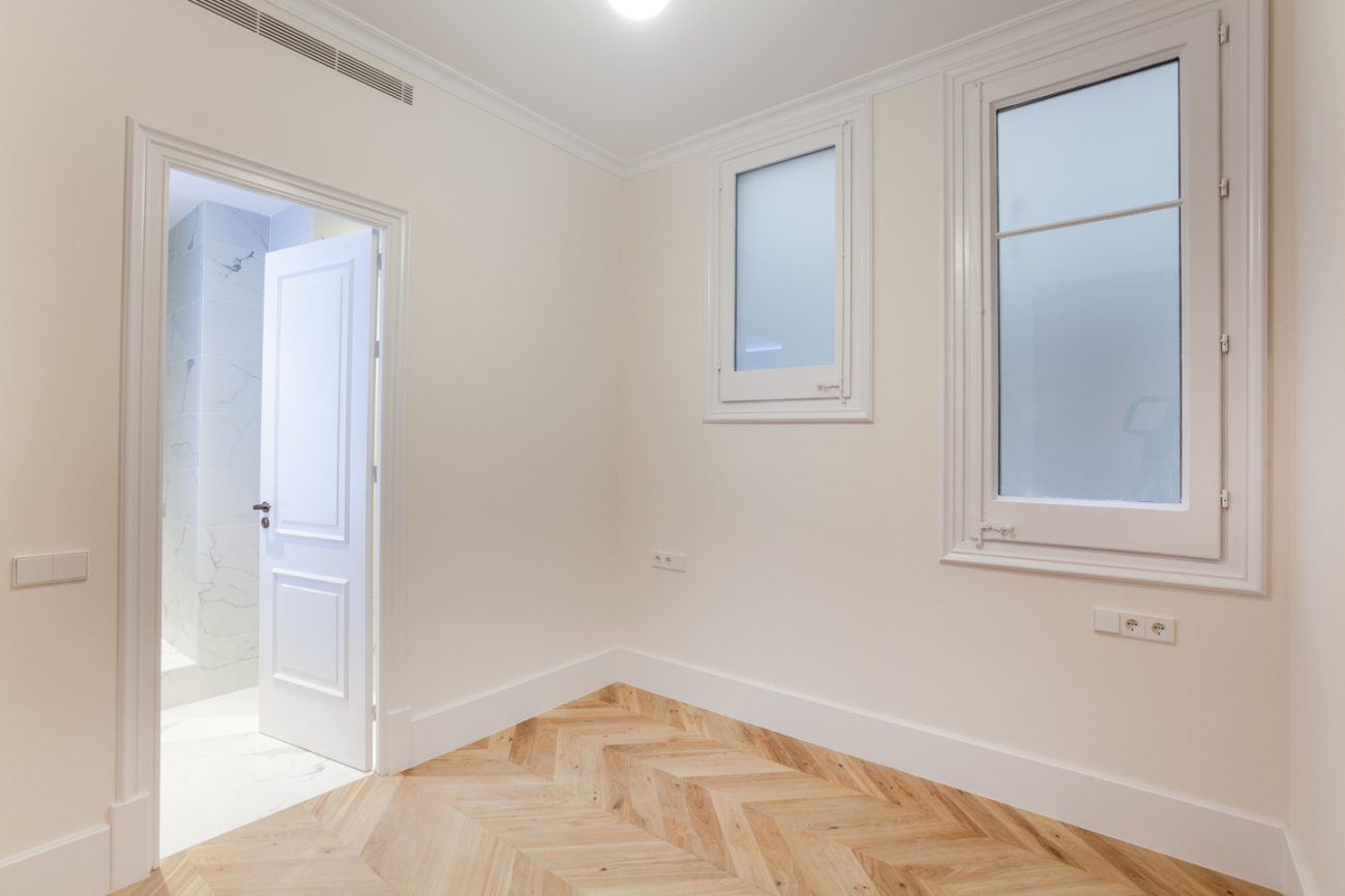 Centric apartment in a listed Modernist building