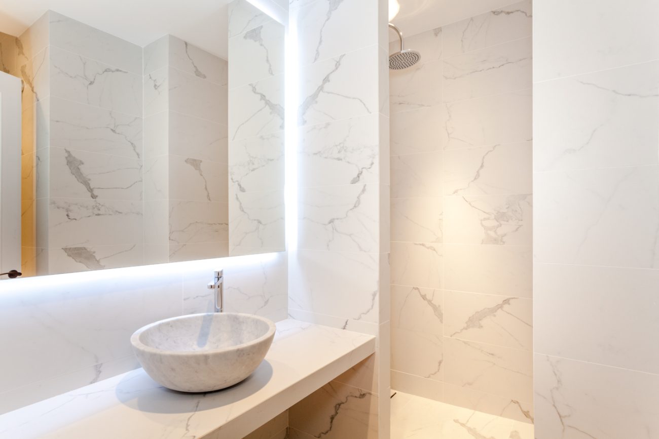 Centric apartment in a listed Modernist building