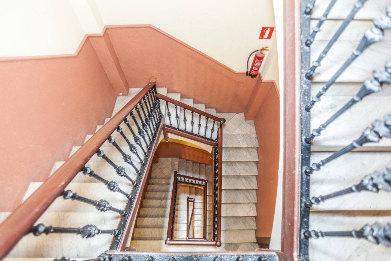 Centric apartment in a listed Modernist building
