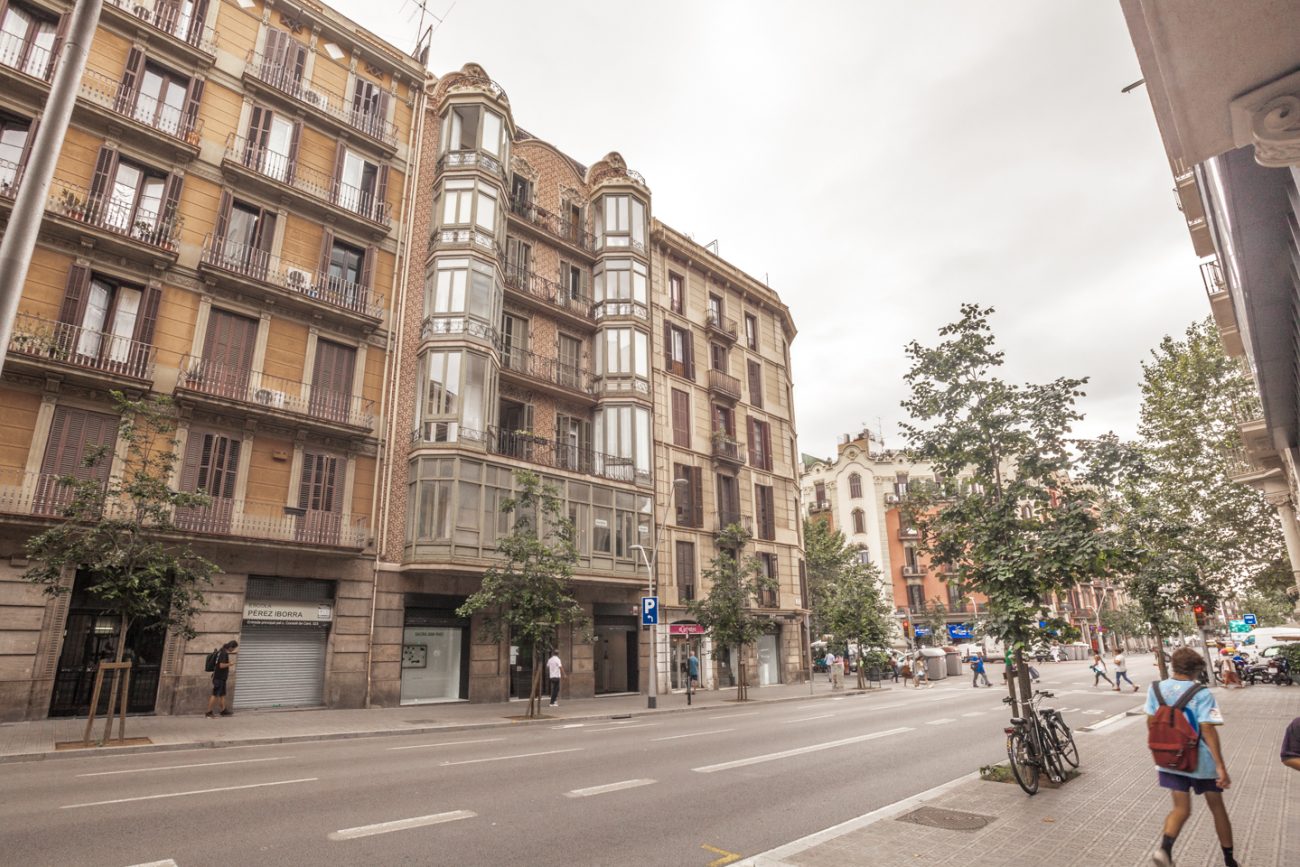 Centric apartment in a listed Modernist building