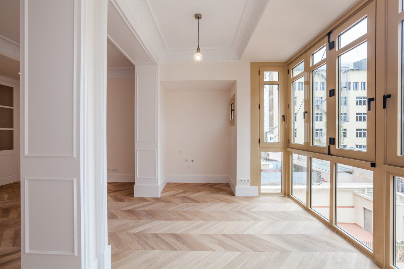 Centric apartment in a listed Modernist building