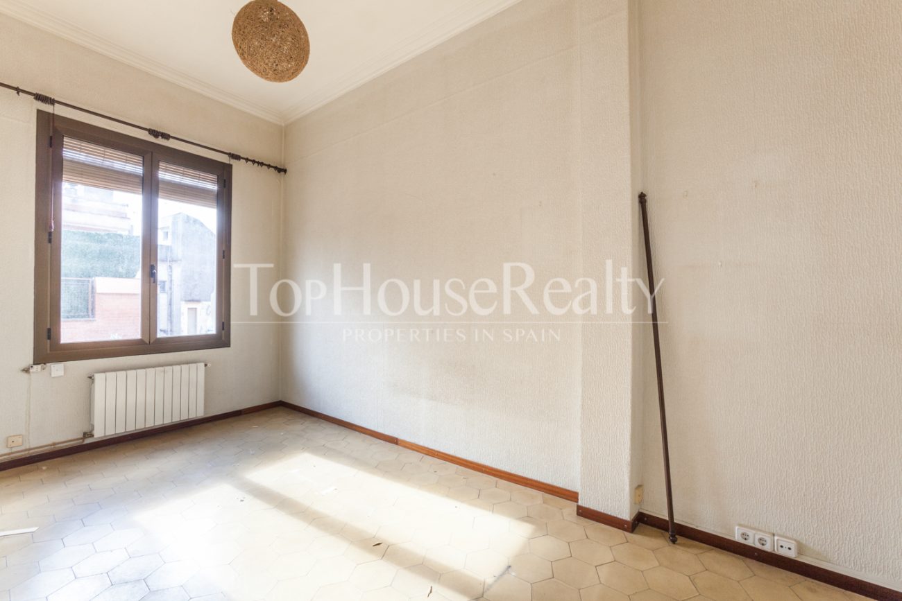 Charismatic flat for sale in Gracia