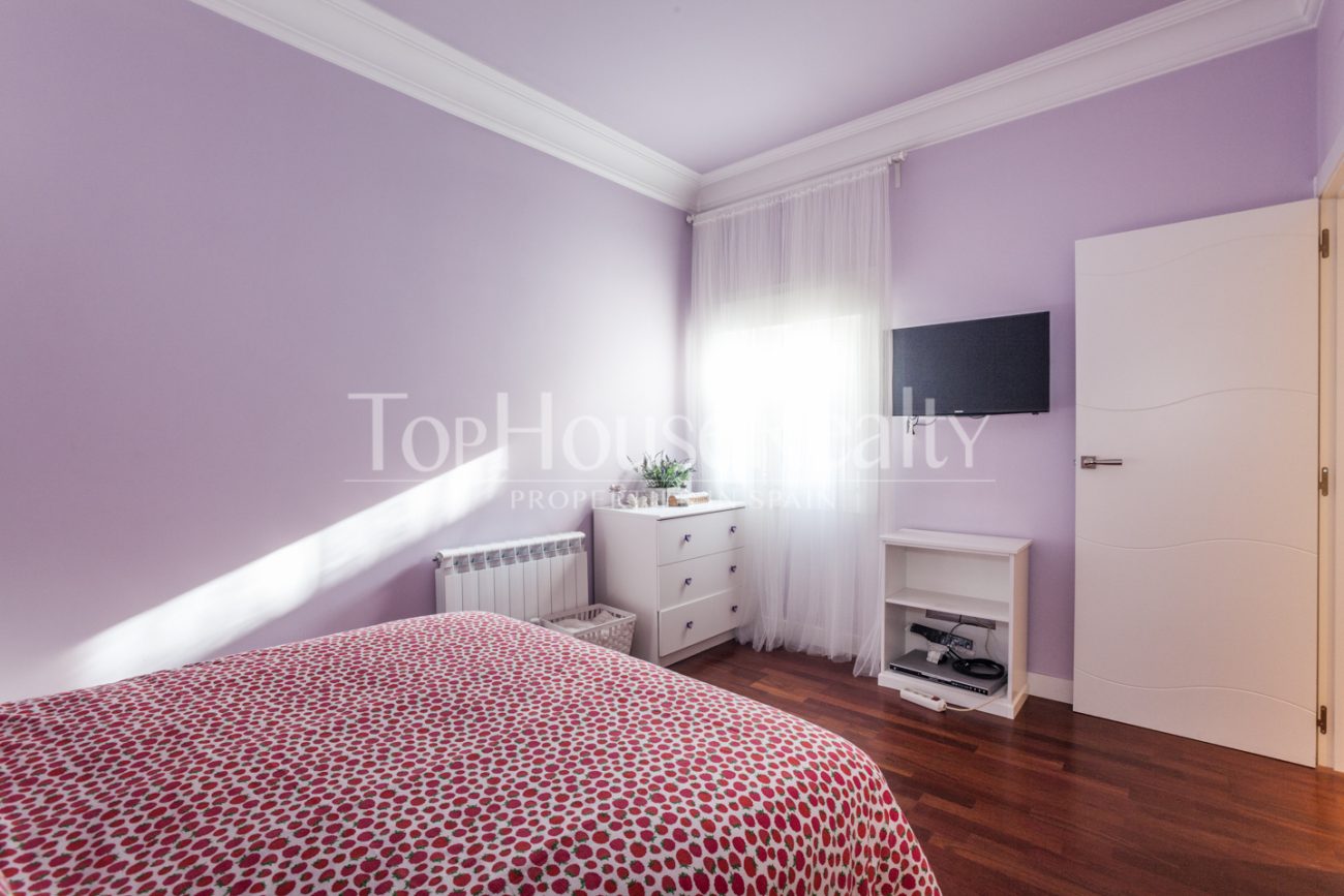 Centric and quiet flat