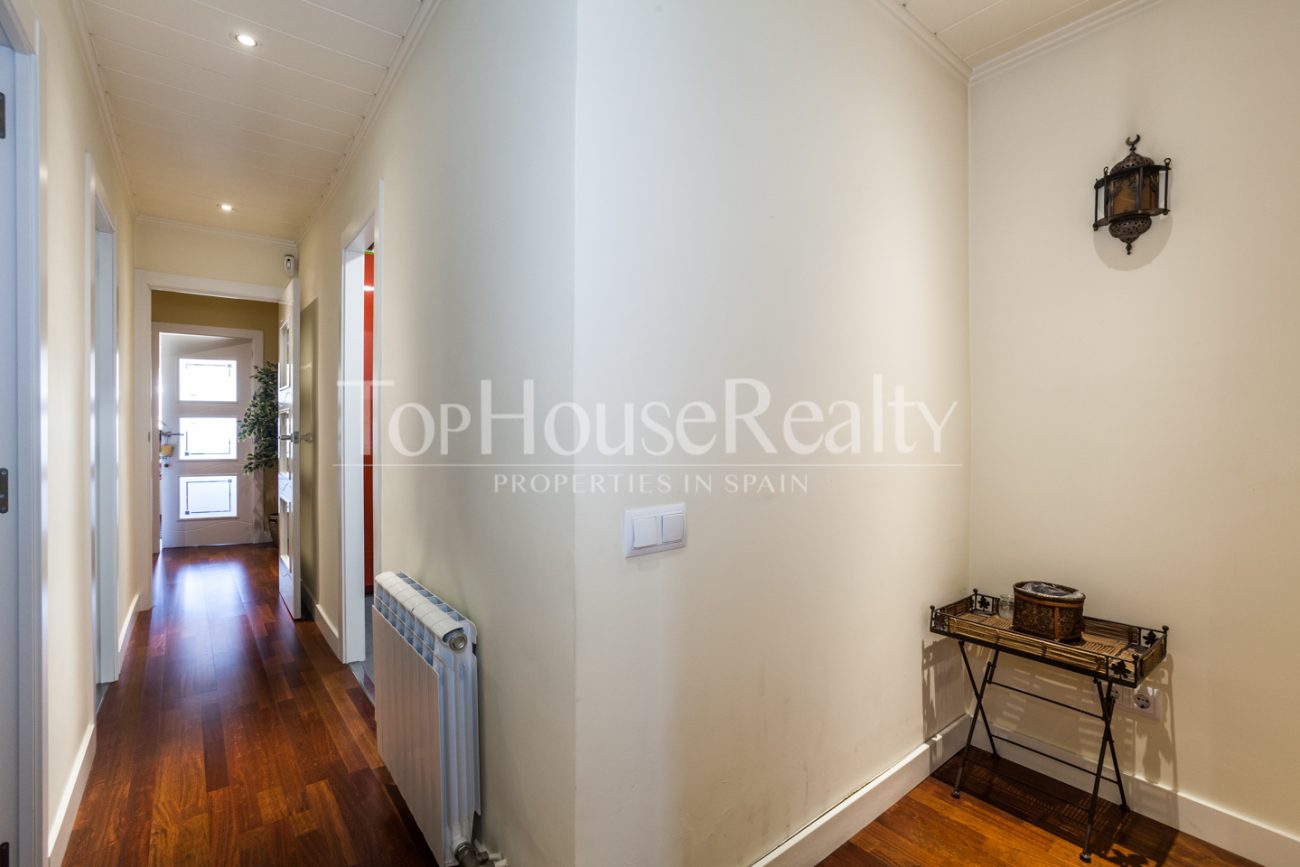 Centric and quiet flat