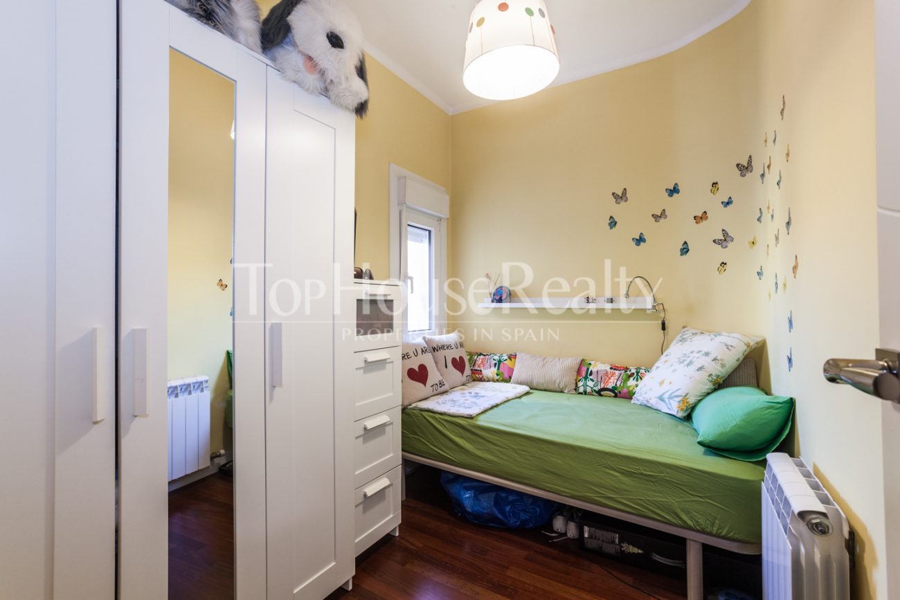 Centric and quiet flat