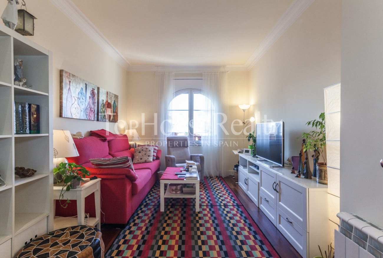 Centric and quiet flat