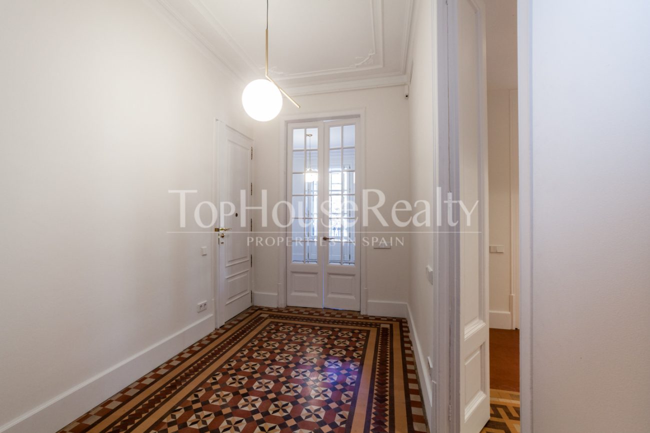 Stately flat on Gran Via