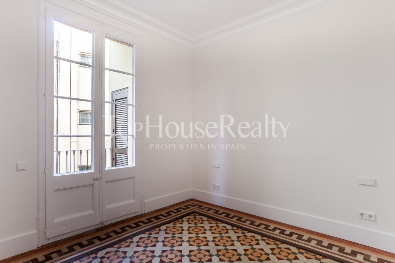 Stately flat on Gran Via
