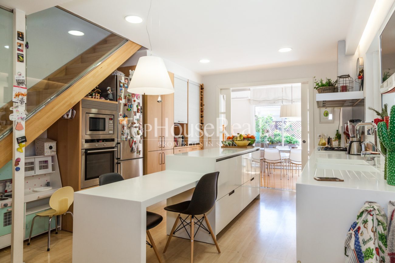 Comfortable duplex in la Bonanova