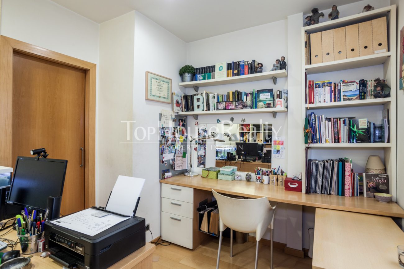 Comfortable duplex in la Bonanova