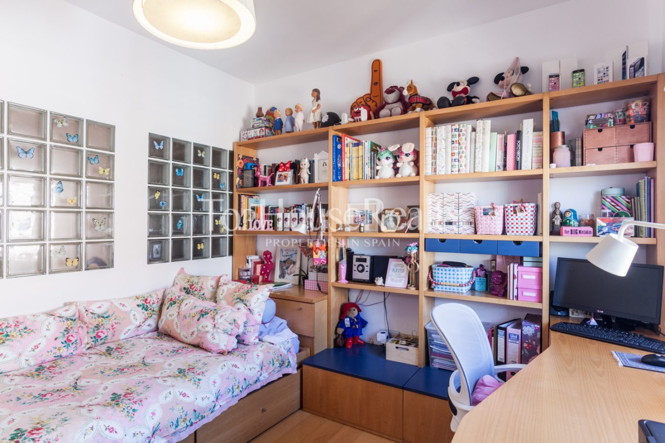 Comfortable duplex in la Bonanova