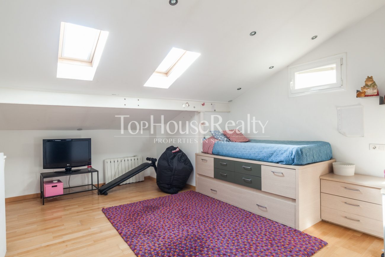 Comfortable duplex in la Bonanova