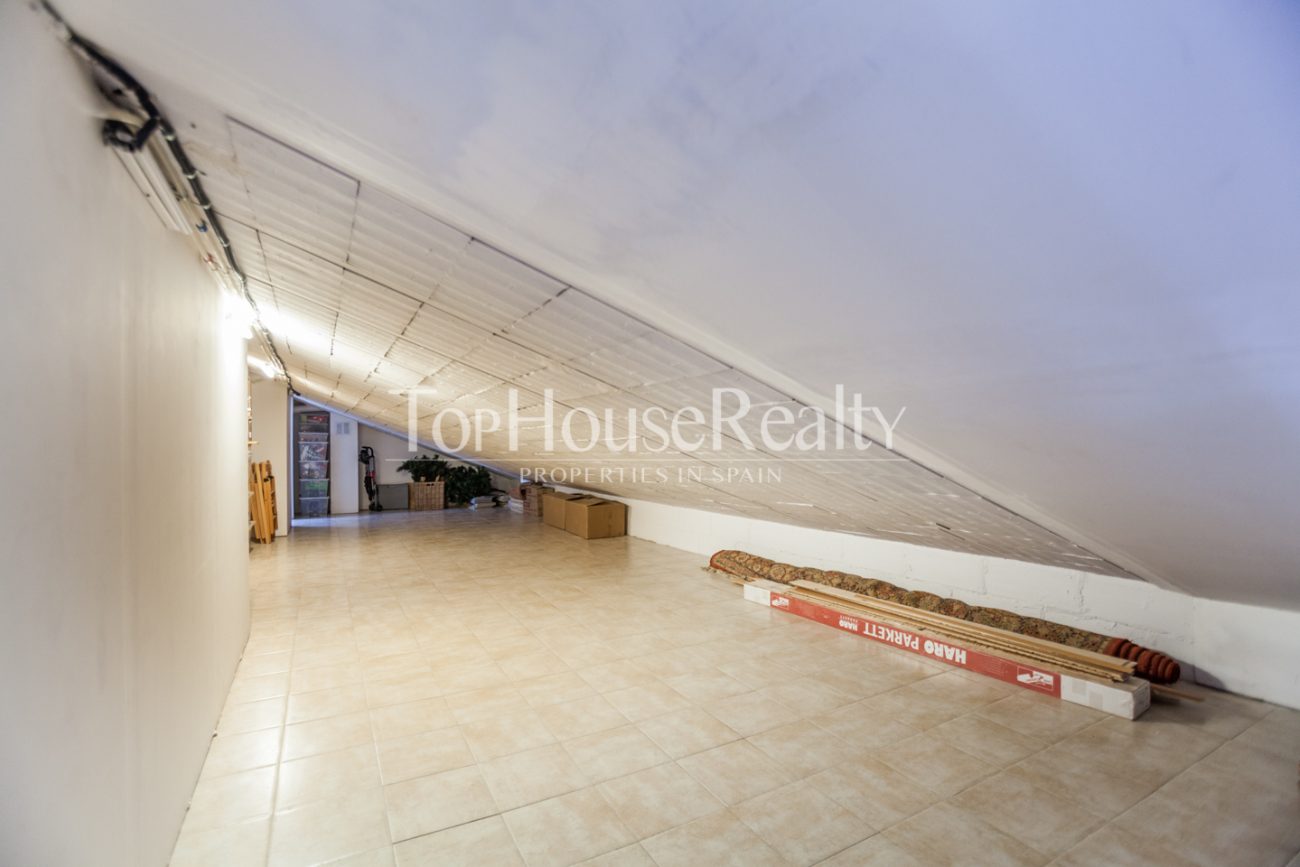 Comfortable duplex in la Bonanova