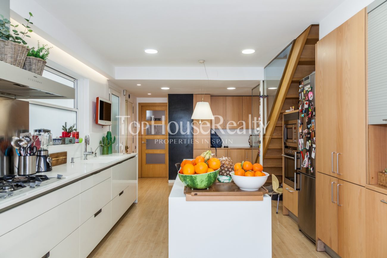 Comfortable duplex in la Bonanova
