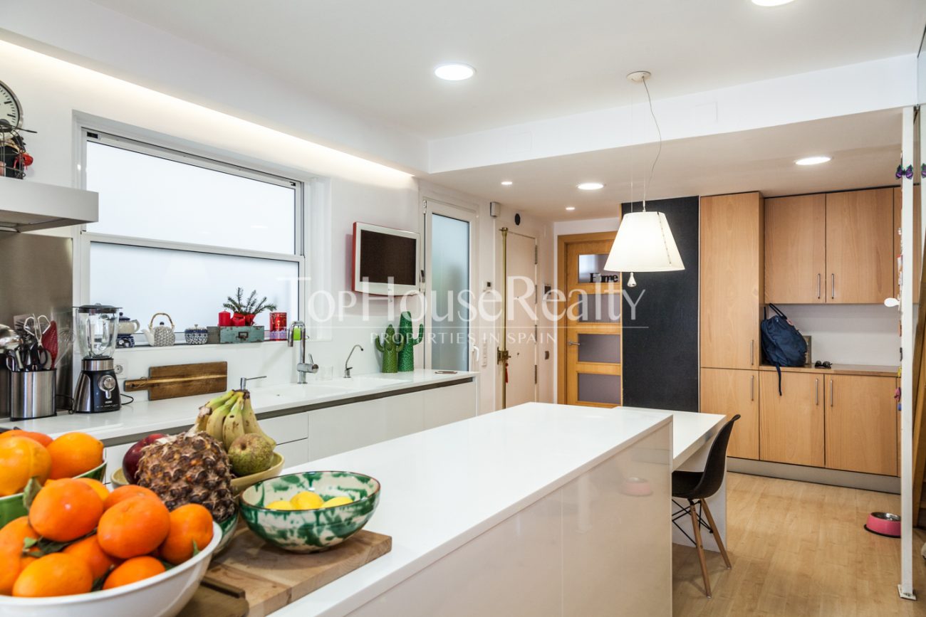 Comfortable duplex in la Bonanova