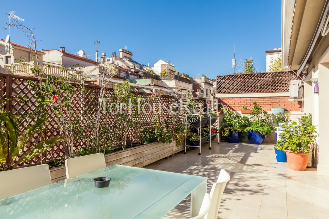 Comfortable duplex in la Bonanova