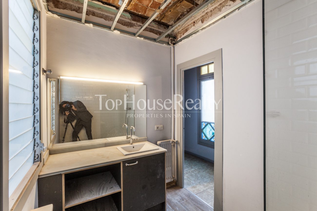 Majestic flat in listed building