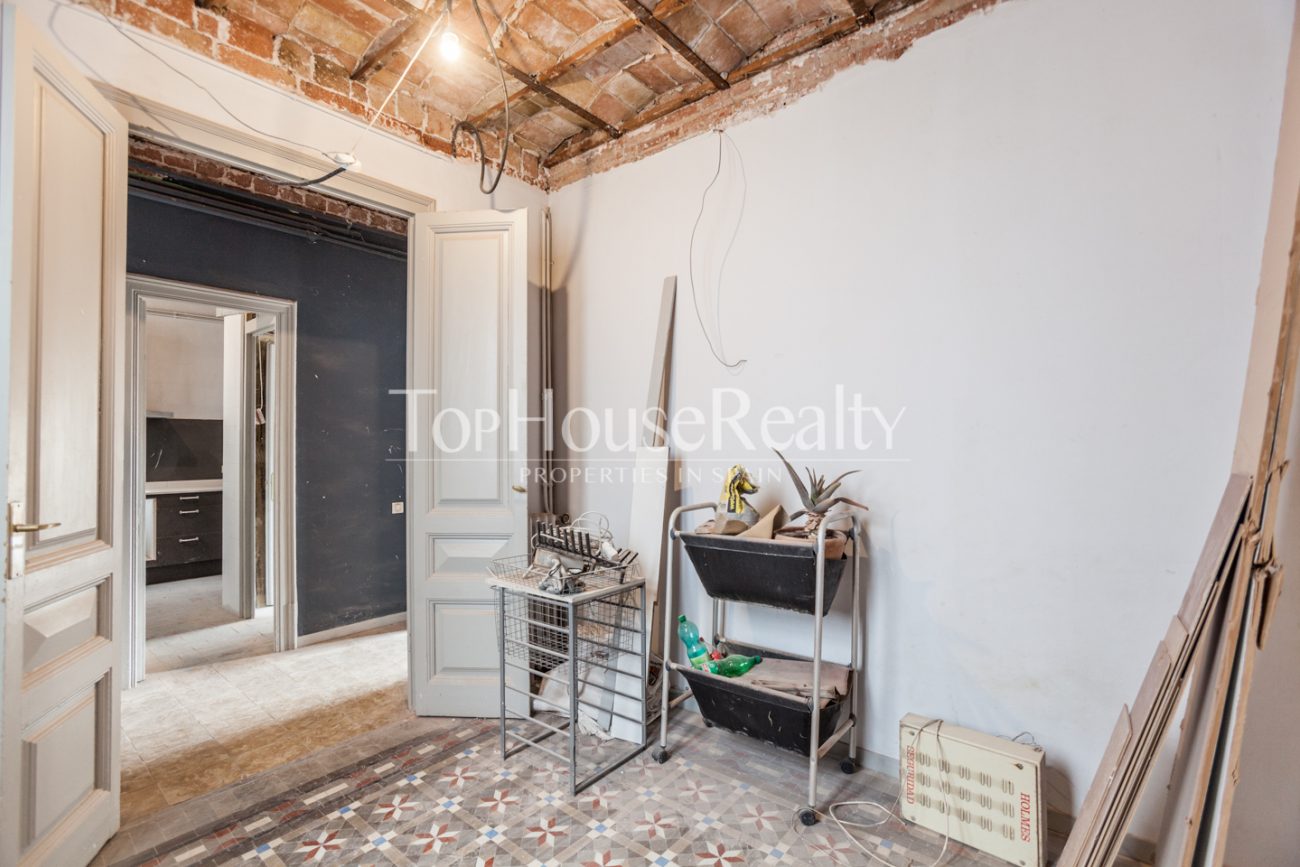 Majestic flat in listed building