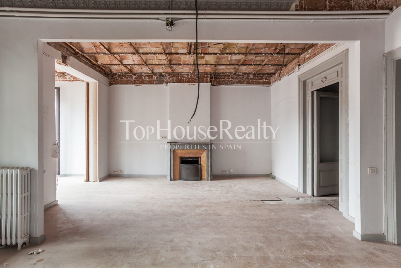 Majestic flat in listed building