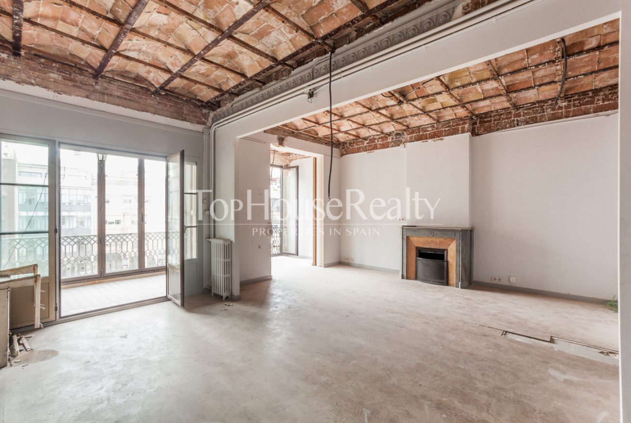 Majestic flat in listed building