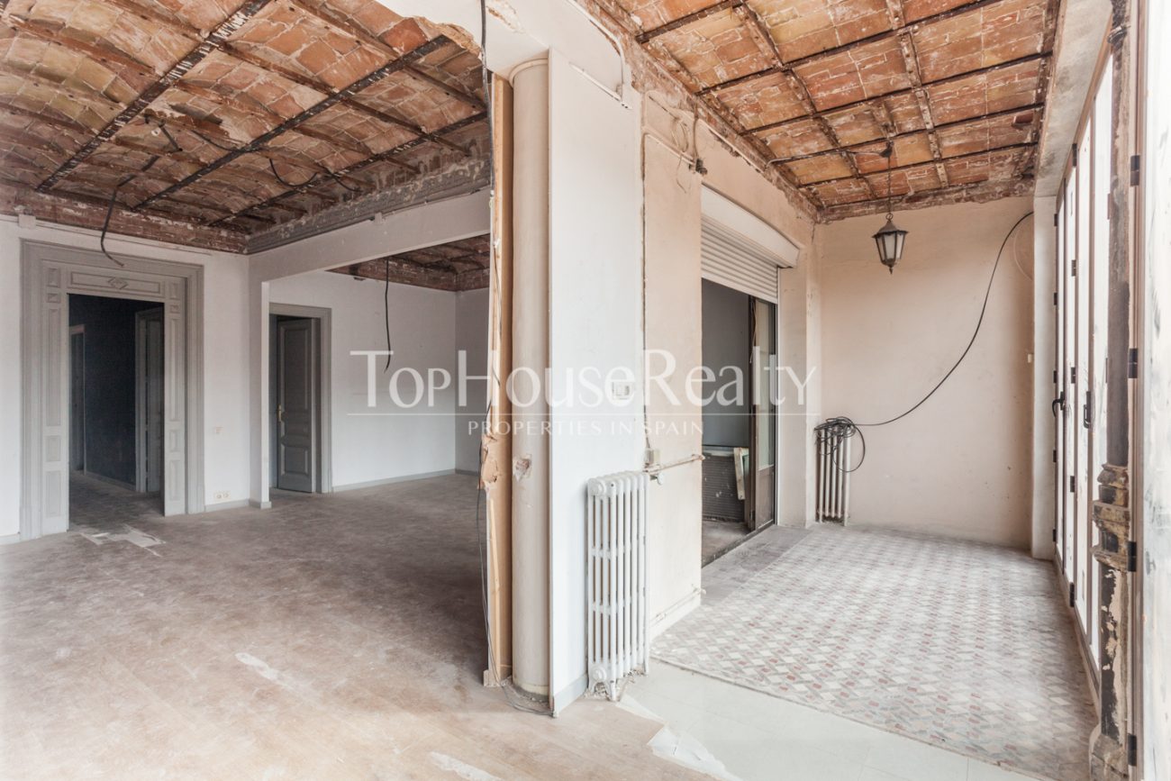 Majestic flat in listed building