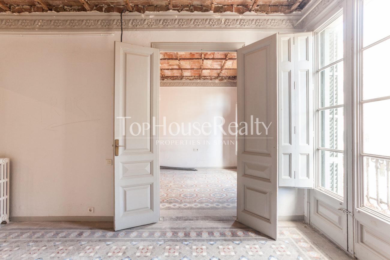 Majestic flat in listed building