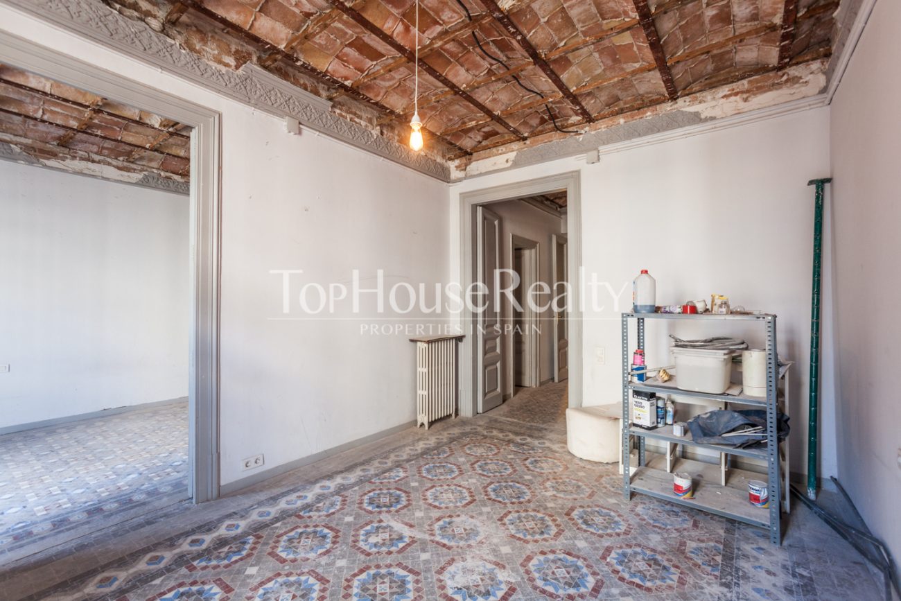 Majestic flat in listed building