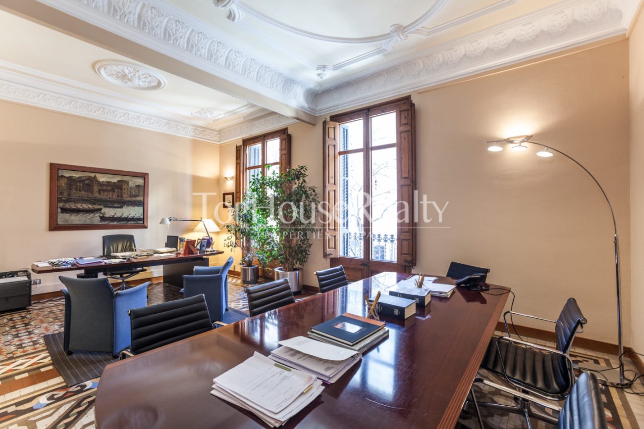 Excellent Catalan Modernism property