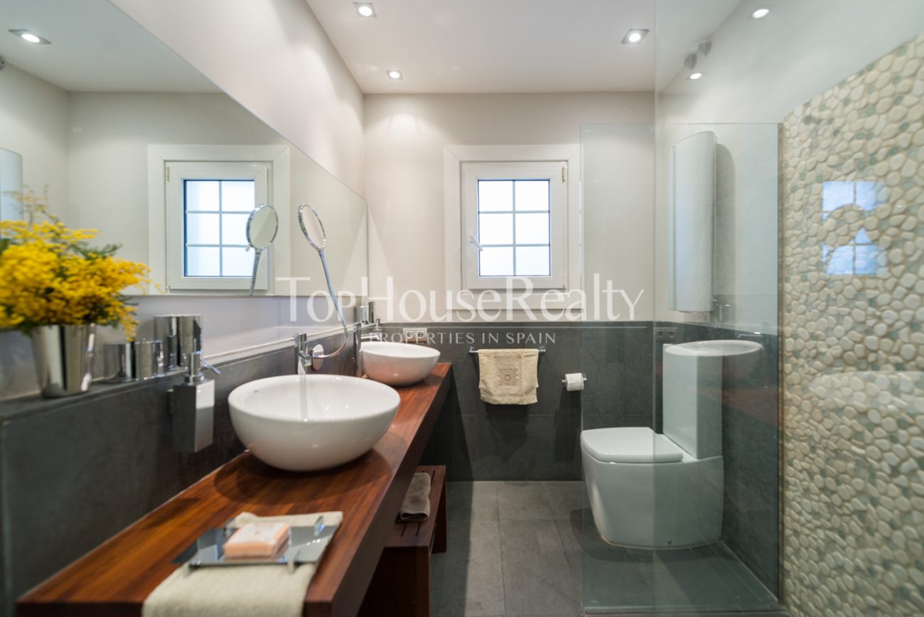 Apartment to renovate in Eixample