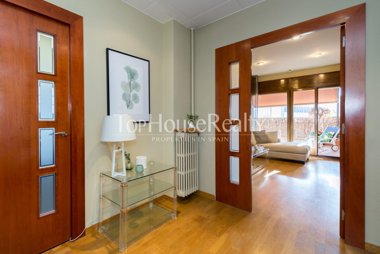 Apartment to renovate in Eixample