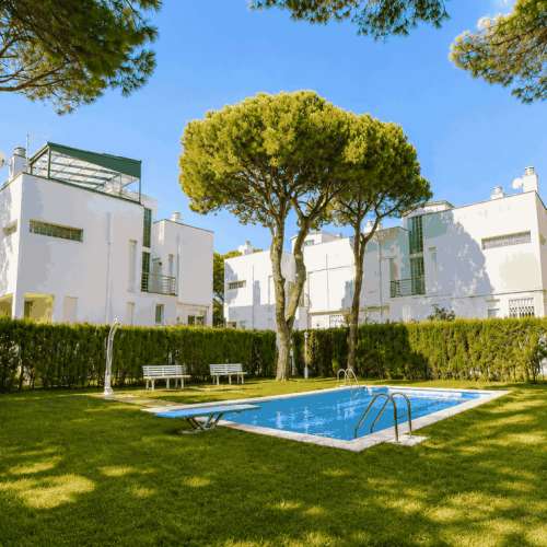 Detached Villa Available in Gavà Mar