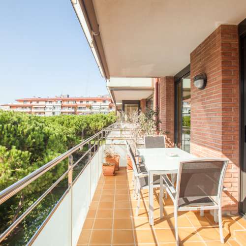 Family apartment on the beach of Gavà