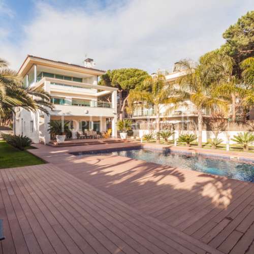 Exclusive luxurious villa in Castelldefels