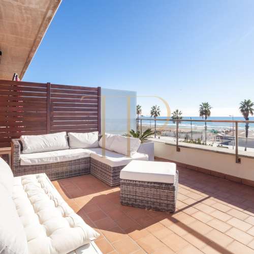 Sold: seafront townhouse in Castelldefels