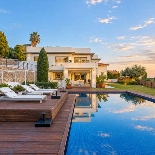 Luxury villa for sale in Sitges, Can Girona, with private spa