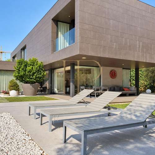 House with pool and garden in Esplugues de Llobregat