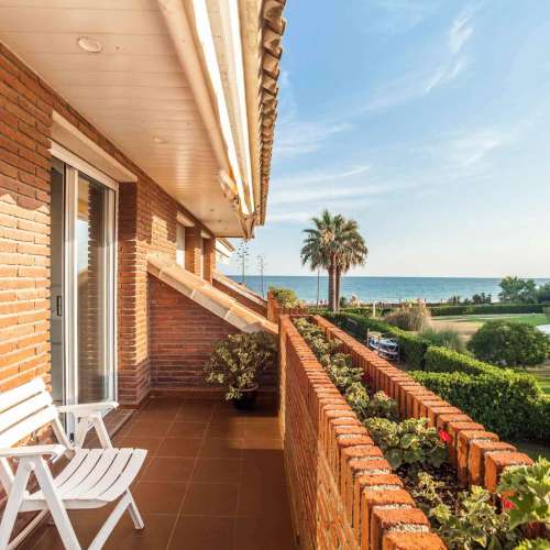 Fantastic townhouse with direct access to the beach