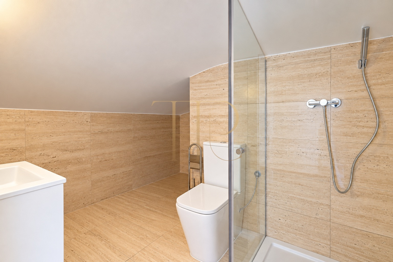 Luxury detached villa for rent in Gavà Mar, fully renovated