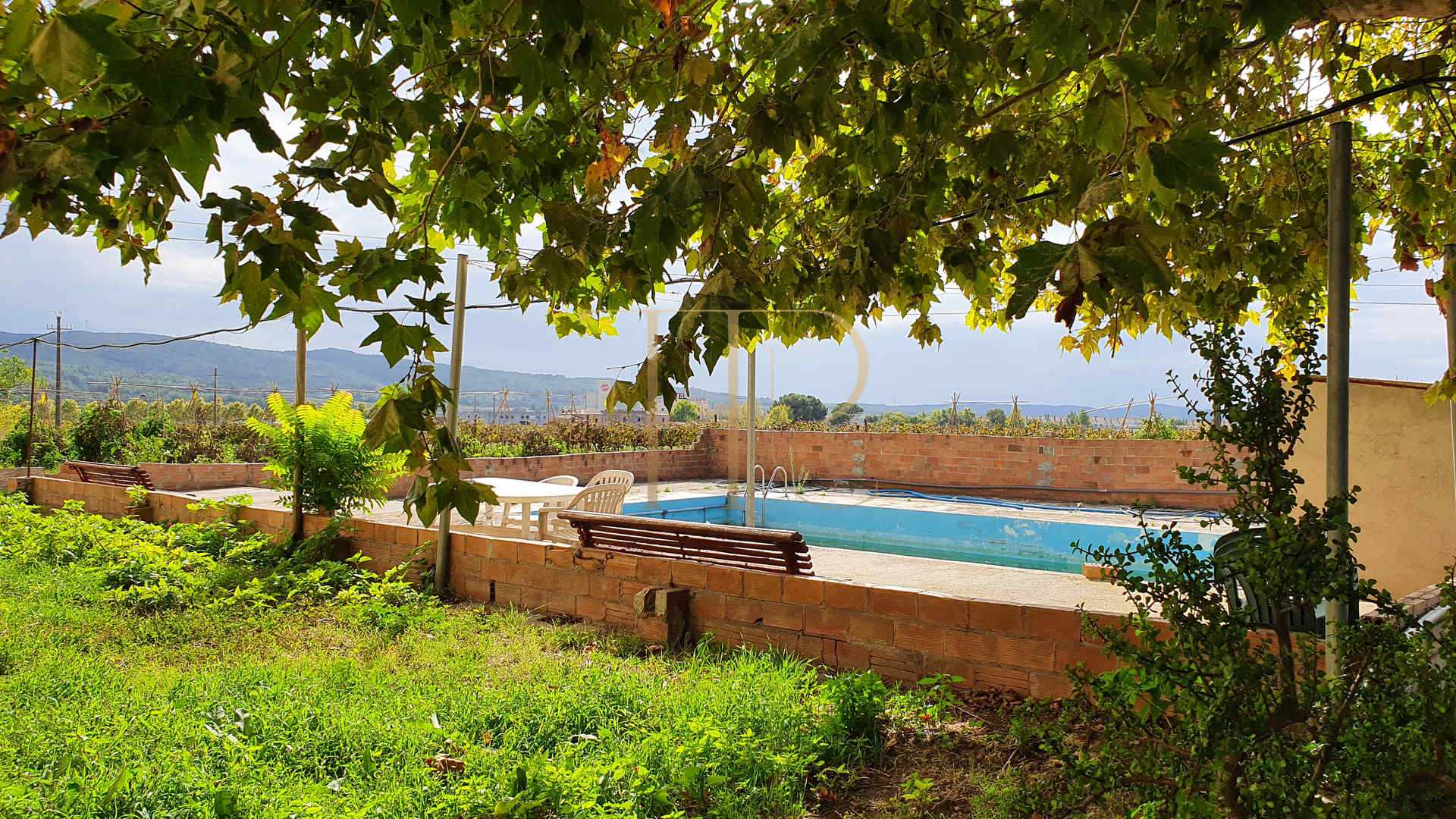 Sold: historic vineyard estate in the Penedès