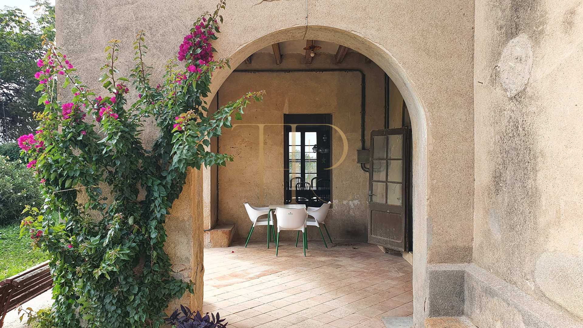 Sold: historic vineyard estate in the Penedès